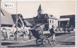 MADAGASCAR- ANTIRABE- LE MARCHE ET L AVENUE GALLIENI- UN POUSSE-POUSSE - Madagascar