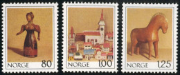FAU5/S Noruega Norway  Nº 743/45   1978  Juguetes Antiguos De Museo Folklórico - Autres & Non Classés