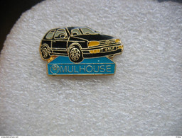 Pin's Du Concessionnaire Volkswagen De Mulhouse. Golf De Couleur Noire - Volkswagen