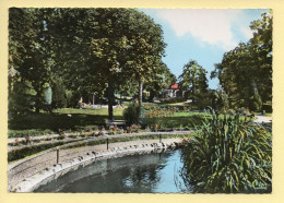 16. CHATEAUNEUF-SUR-CHARENTE – Un Coin Du Jardin Public / CPSM (voir Scan Recto/verso) - Chateauneuf Sur Charente