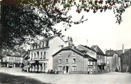 70* ST LOUP S/SEMOUSE  Place Du Gravier  (CPSM Format 9x14cm)       RL43,0100 - Saint-Loup-sur-Semouse