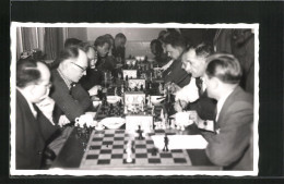 Foto-AK Männer Beim Schachspiel  - Schaken