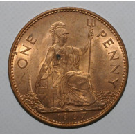 GRANDE BRETAGNE - KM 897 - 1 PENNY 1967 - ELIZABETH II - TACHÉ - SPL - Andere & Zonder Classificatie