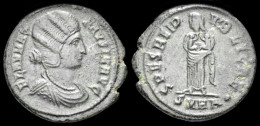 Fausta ,Augusta AE Follis Fausta Standing Facing - L'Empire Chrétien (307 à 363)