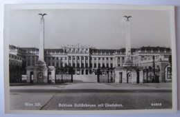 AUTRICHE - VIENNE - Schloss Schönbrunn Mit Obelisken - Castello Di Schönbrunn