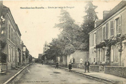 - Sarthe -ref-980- Marolles Les Braults - Entrée Par Route De Dangeul - - Marolles-les-Braults