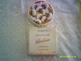 Boite Ancienne Maquillage + Recharge Neuve - Coty 1960 (poudre  Creme L'aimant)- Diametre 7cm,hauteur 1,5cm Avec Miroir - Schoonheidsproducten