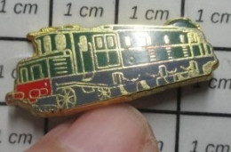 718A  Pin's Pins / Beau Et Rare / TRANSPORTS / LOCOMOTIVE MOTRICE E.525 Par METARGENT - Transports