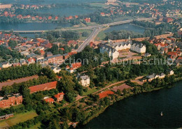 73165897 Ploen See Fliegeraufnahme Schloss Partie Am See Fegetasche - Ploen