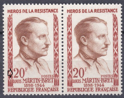 18223 Variété : N° 1201 Louis Martin-Bret 2 Et P De POSTES évidés Tenant à Normal ** - Neufs