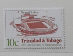 TRINITE TOBAGO TRINIDAD 1982 STADIUM  MNH**  FOOTBALL FUSSBALL SOCCER CALCIO FOOT FUTBOL VOETBAL FUTEBOL - Neufs