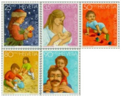 Suiza - 1288/92 - Por La Juventud Sellos De Navidad Desarrollo Del Niño Lujo - Autres & Non Classés