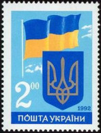 Ucrania - 178 - 1992 Símbolos Nacionales Bandera Y Escudo Lujo - Ukraine