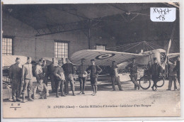 AVORD- CENTRE MILITAIRE D AVIATION- INTERIEUR D UN HANGAR - Avord