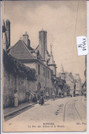 BOURGES- LA RUE D ARENES ET LE MUSEE - Bourges