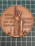 MEDAILLE OFFERTE AUX ANCIENS COMBATTANTS PAR ANDRE BORD, Poinçon Bronze 1975 - Frankrijk