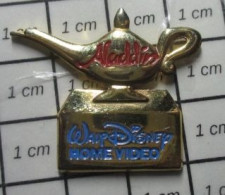 718b Pin's Pins / Beau Et Rare / DISNEY / FILM WALT DISNEY HOME VIDEO ALADDIN LAMPE MAGIQUE - Disney