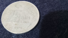 TÜRKİYE - 1996-    25 000  LİRA - Turquie