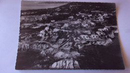 83 LES ISSAMBRES VUE GENERALE DE LA CALANQUE 1955 - Other & Unclassified