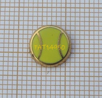 PAT14950 BALLE DE TENNIS JAUNE  Diamètre 0,9 Cms   En   Version ZAMAC = Qualité ARTHUS - Tennis