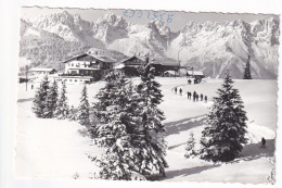 E5216) KIRCHBERG In Tirol - Verschneite Häuser U. Loipe Mit Langläufern ALT! - Kirchberg