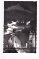 E5220) Wintersportplatz KITZBÜHEL - NACHTPISTE Mit Kirchen Im Vordergrund ALT! - Kitzbühel