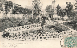 FRANCE - Cusset -- La Source Des Fées - LL - Chalet En Bois - Carte Postale Ancienne - Andere & Zonder Classificatie