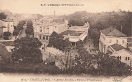 FRANCE - Châtel Guyon - L'Avenue Baraduc, Le Casino Et L'Etablissement - Carte Postale Ancienne - Châtel-Guyon