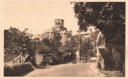 FRANCE - Royat -  Route De Fontanas - L'Eglise Fortifiée - Carte Postale Ancienne - Royat