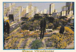 AK 206494 BRAZIL - Curitiba - Pracas Tiradentes - Curitiba