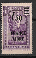 MADAGASCAR - 1942 - N°YT. 261 - France Libre 1f50 Sur 1f60 - Neuf Luxe ** / MNH / Postfrisch - Nuovi