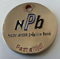 Jeton De Caddie - NPB - Nederlandse Politie Bond - PAYS BAS - En Métal - (1) - - Munten Van Winkelkarretjes