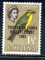 TRISTAN DA CUNHA 1963 ST. HELENA OVERPRINTED QUEEN ELIZABETH II CAPE CANARY 1 1/2 MNH - Tristan Da Cunha