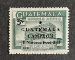 GUATEMALA 1967  MNH**   FOOTBALL FUSSBALL SOCCER  CALCIO VOETBAL FUTBOL FUTEBOL FOOT - Unused Stamps