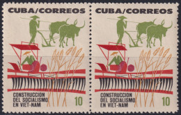 1968.142 CUBA MNH 1968 10c VIETNAM WAR ERROR UN SELLO SIN LA PALANCA DE LA COSECHADORA DE ARROZ.  - Neufs