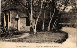 CPA RAMBOUILLET Le Parc - Les Coquillages Et La Riviere (1384930) - Rambouillet