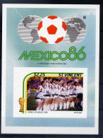 St Vincent Bloc Non Dentelé Imperf Football CM 86 ** - 1986 – Mexique