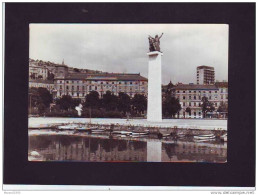 CROATIA, RIJEKA, Monument + - Croatie