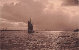 TRANSPORTS - Voiliers - Un Bâteau Sur La Mer - Carte Postale Ancienne - Segelboote