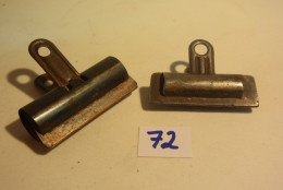 C72 2 Anciens Attache Papier Clips Objet De Métier - Other & Unclassified