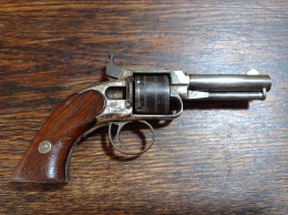 Rare Revolver Pocket James Warner - Fin 1860 Patent 1857 - Cal .30 RF - TBE - Decorative Weapons