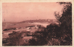 FRANCE - Biarritz - Vue Sur Les Rochers De La Grande Plage Et Les Falaises Du Phare - Carte Postale Ancienne - Biarritz