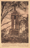 CPA The Piers Gaveston Monument Near Warwick    L2709 - Warwick