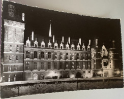 Paris 75 La Conciergerie La Nuit Facade Tours -ed Er 107 - Parijs Bij Nacht