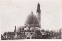 2850	165	Waalwijk, R. K. Kerk St. Jan Baptist (rechts Boven Een Vouw) - Waalwijk