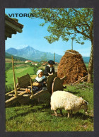 Espagne - VITORIA - Paisaje Vasco - 2 Enfants Jouent Dans Une Charrette Et Regardent Un Mouton - Álava (Vitoria)