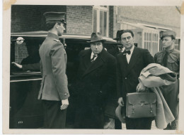 Photo Pierre Alcover Et Jean Murat Dans Le Film 2ème Bureau De Pierre Billon En 1935 - Célébrités