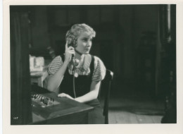 Photo Janine Crispin  Dans Le Film 2ème Bureau De Pierre Billon En 1935 - Beroemde Personen