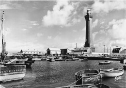 Penmarc'h * Vue Sur Le Port Et Le Phare * Lighthouse - Penmarch