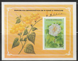 Sao Tome Et Principe - Bloc N°10 ** (1979) Fleurs - Sao Tome Et Principe